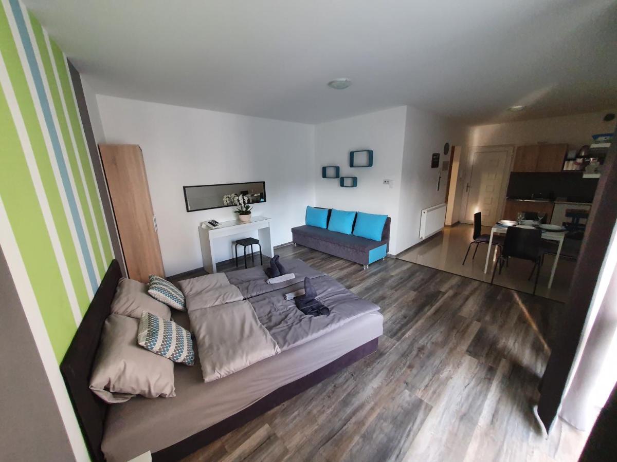 Ferienwohnung Lexi Apartman Hajdúszoboszló Exterior foto